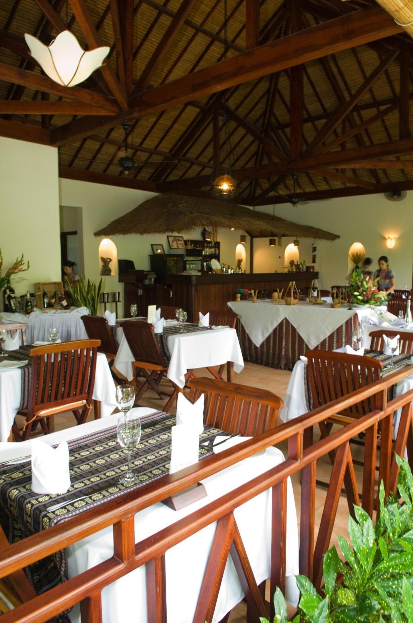 Cham Villa *