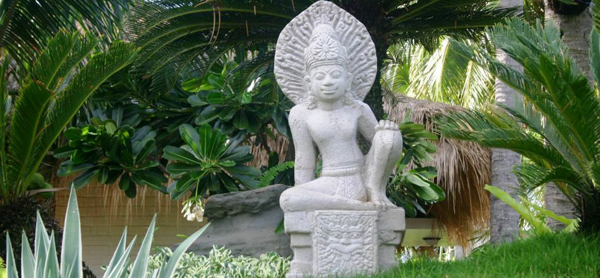 Cham Villa *